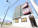 ヒルズドーム前