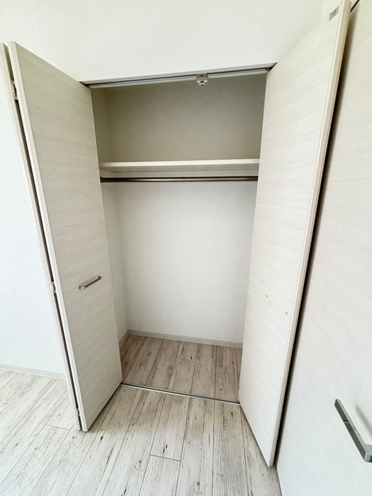 収納 MODENA近代美術館