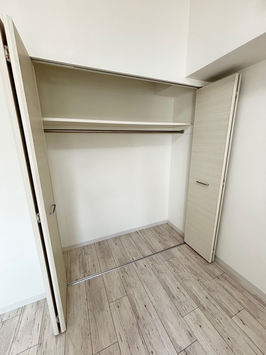 収納 MODENA近代美術館