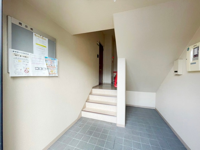 エントランス部分 アルパインロ－ズⅡ