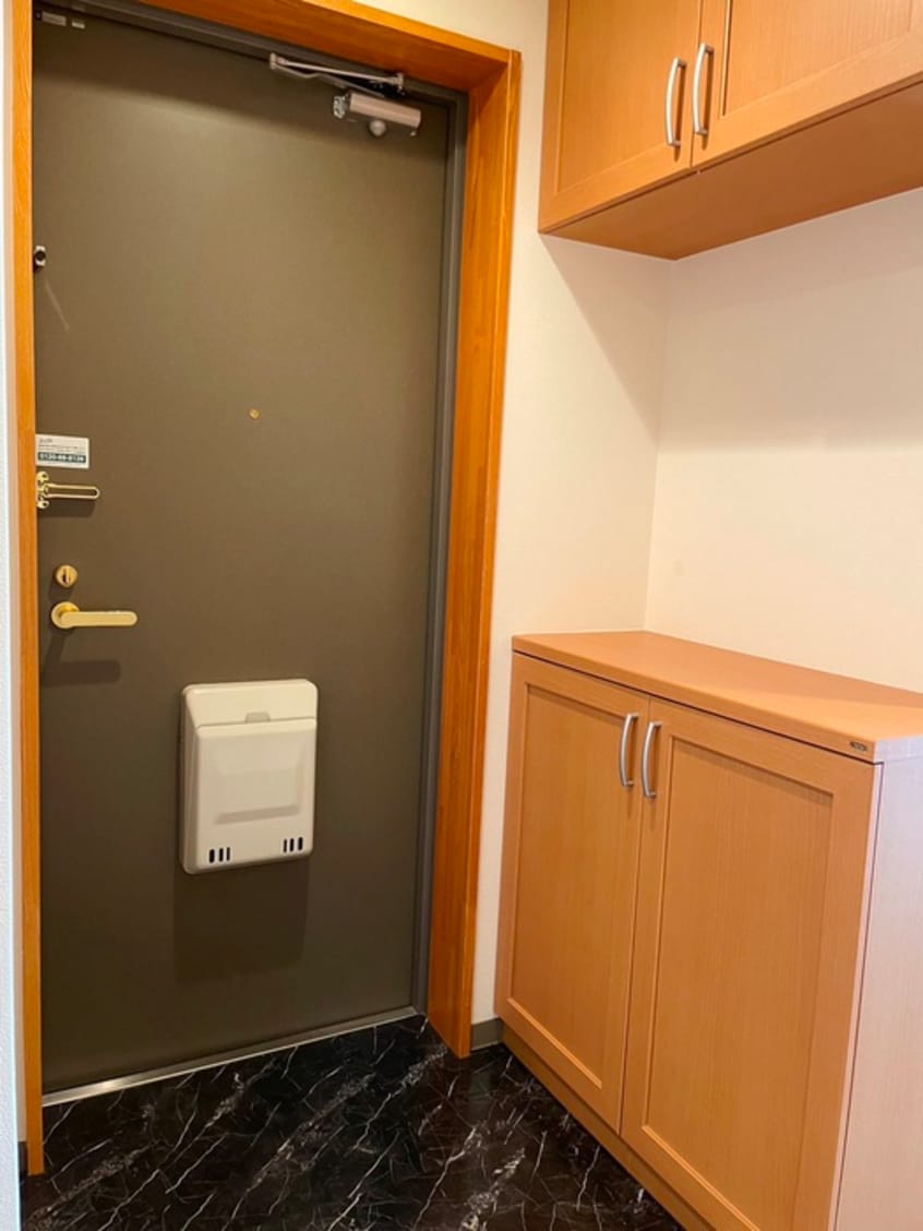 玄関 アルパインロ－ズⅡ