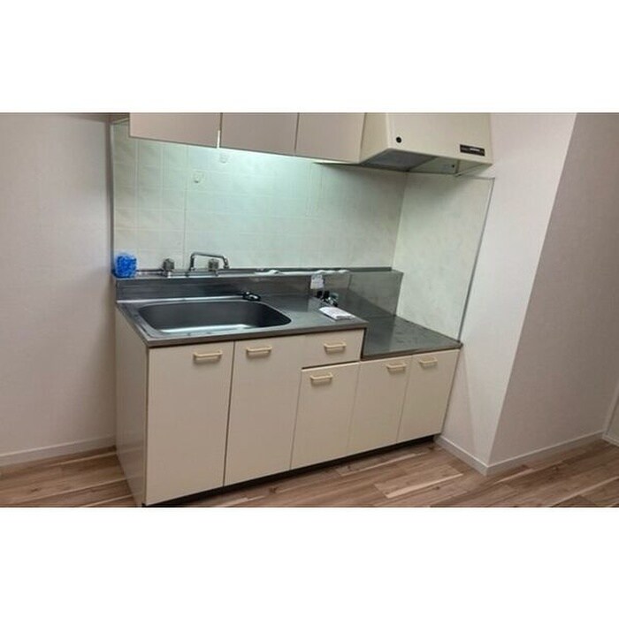 キッチン カスティーロ月寒東