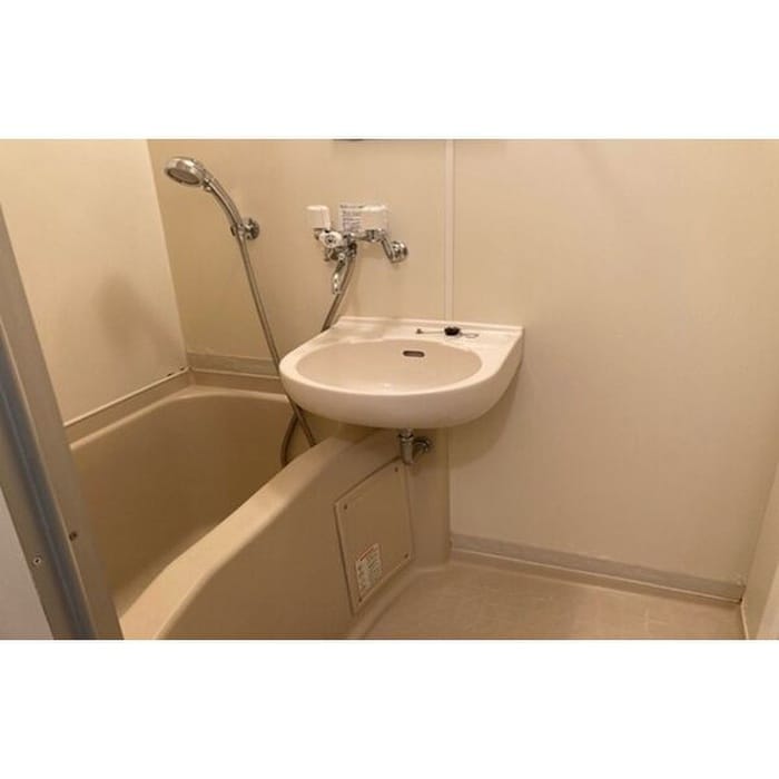 バス／シャワールーム等 カスティーロ月寒東