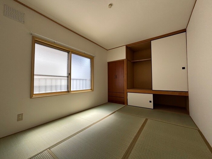 居室 ロジェ北郷Ｂ