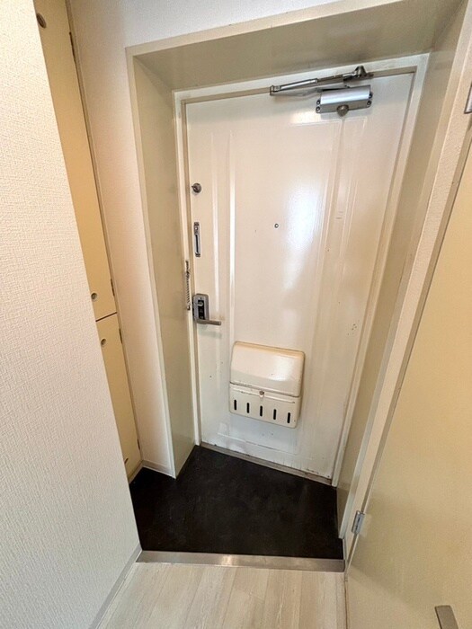 玄関 ハニサクル麻生
