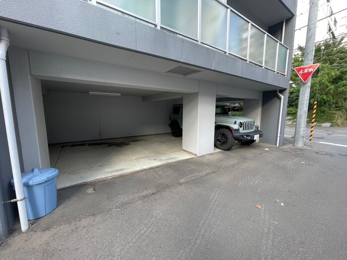 駐車場 プログレス円山