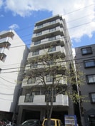 エ・アロール７０５の外観