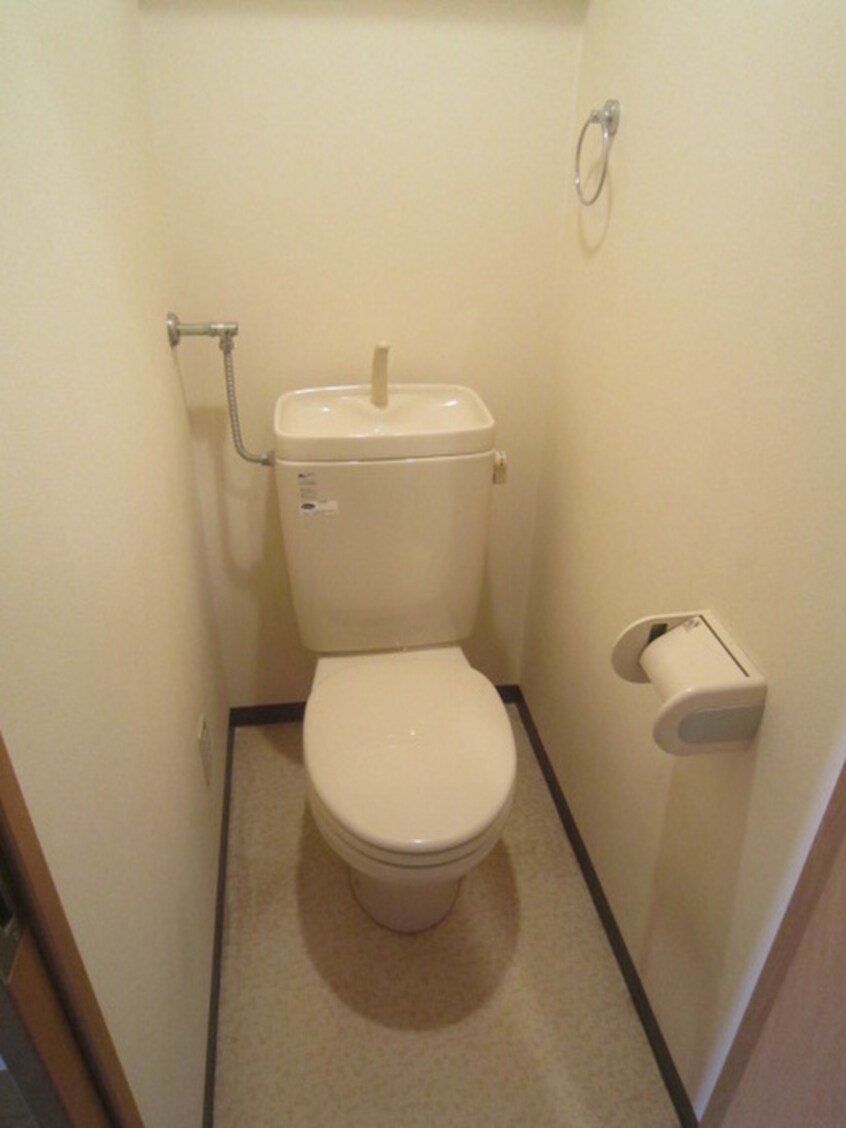 トイレ エ・アロール７０５