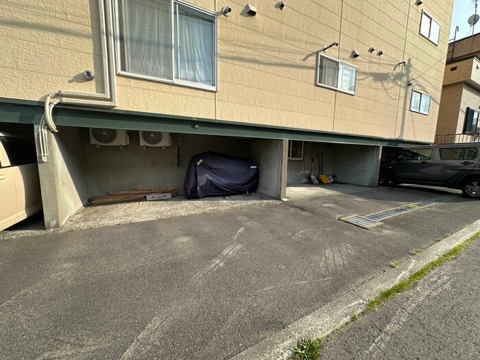 駐車場 アーバンハウス富丘