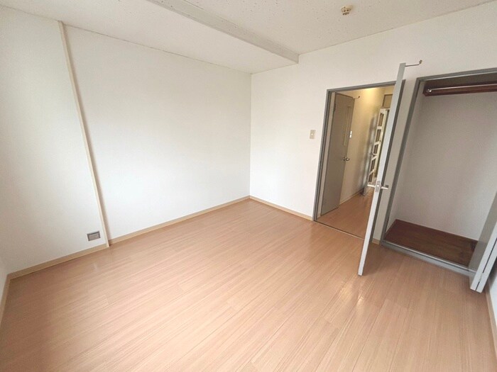 居室 コートビレッジコンドウＢ棟