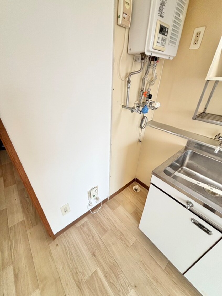 洗濯機置場 メゾンド－ル新川