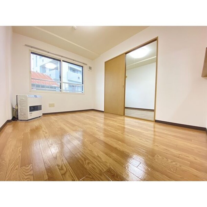 居室 サ－クヒル学園前