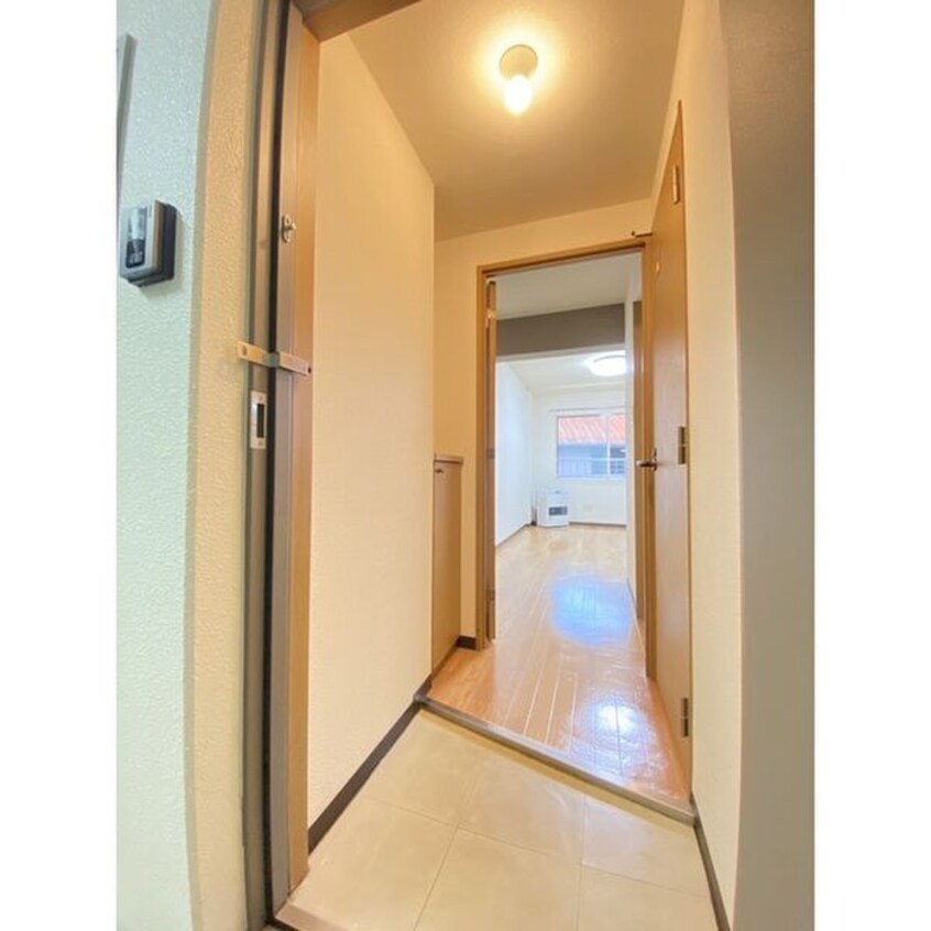 玄関 サ－クヒル学園前