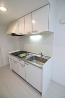 キッチン フリ－ダムコ－ト栄通１６