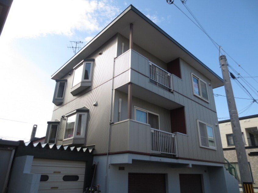 外観写真 キュ－ブ３２