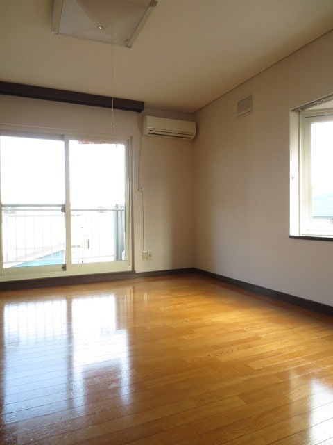 居室 キュ－ブ３２