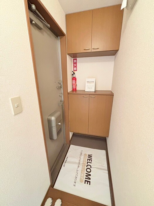 玄関 メゾン梅本