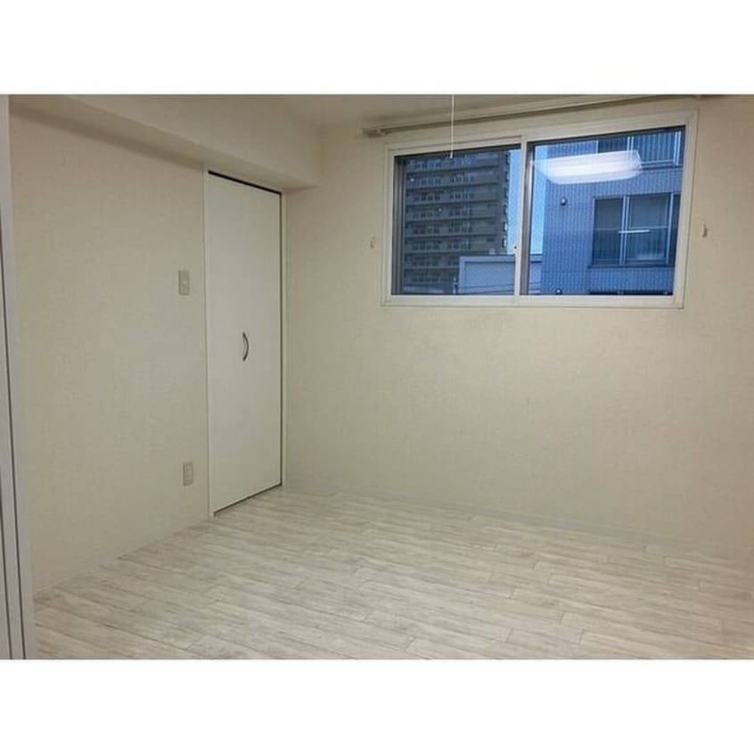 居室 グランメール本郷通８