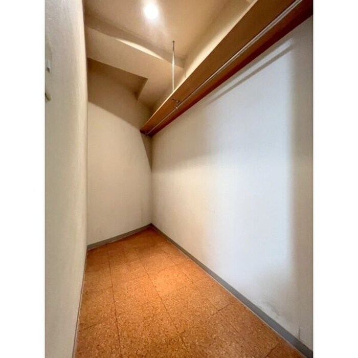 収納 ノルド山の手