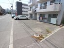駐車場 タク・ニヴァス
