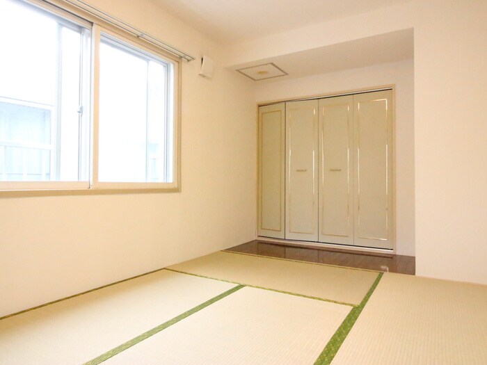 居室 タク・ニヴァス