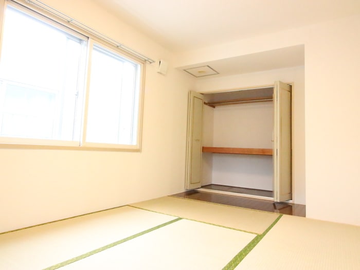 居室 タク・ニヴァス