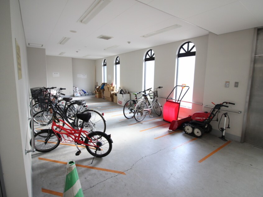 駐輪場 札幌ビオス館