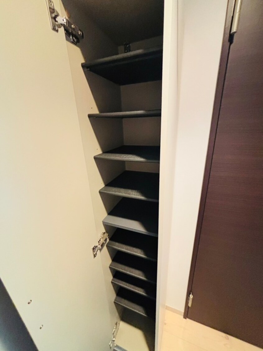 靴箱 ラフィーネ円山公園・華