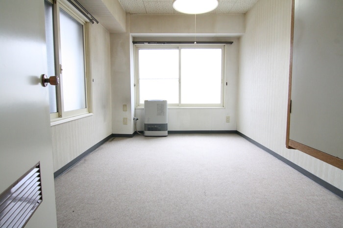 居室 Asyl Court山鼻