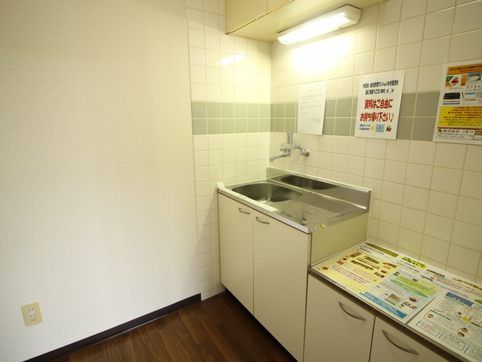 キッチン セトル西岡