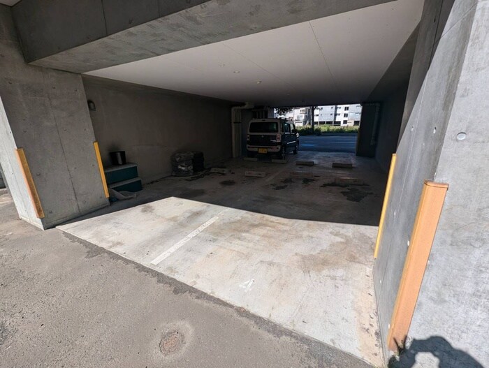 駐車場 ラフィネ桑園
