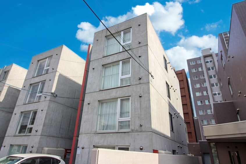 外観写真 エスパス　ル－ジュ