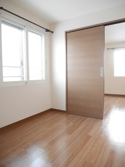 居室 ハウス中の島シュライン