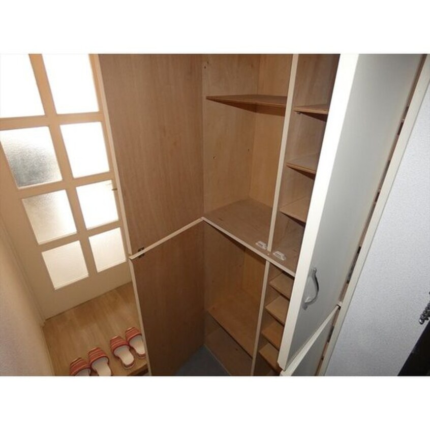 靴箱 INOVE札幌北16条