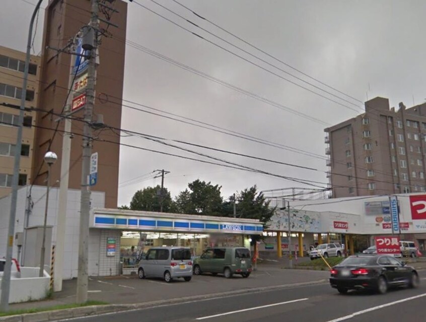 ローソン(コンビニ)まで304m アークガーデン西岡