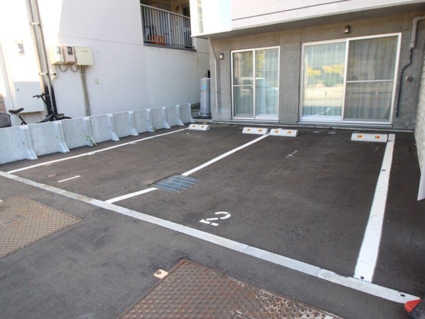 駐車場 グランドサクセス麻生Ⅱ