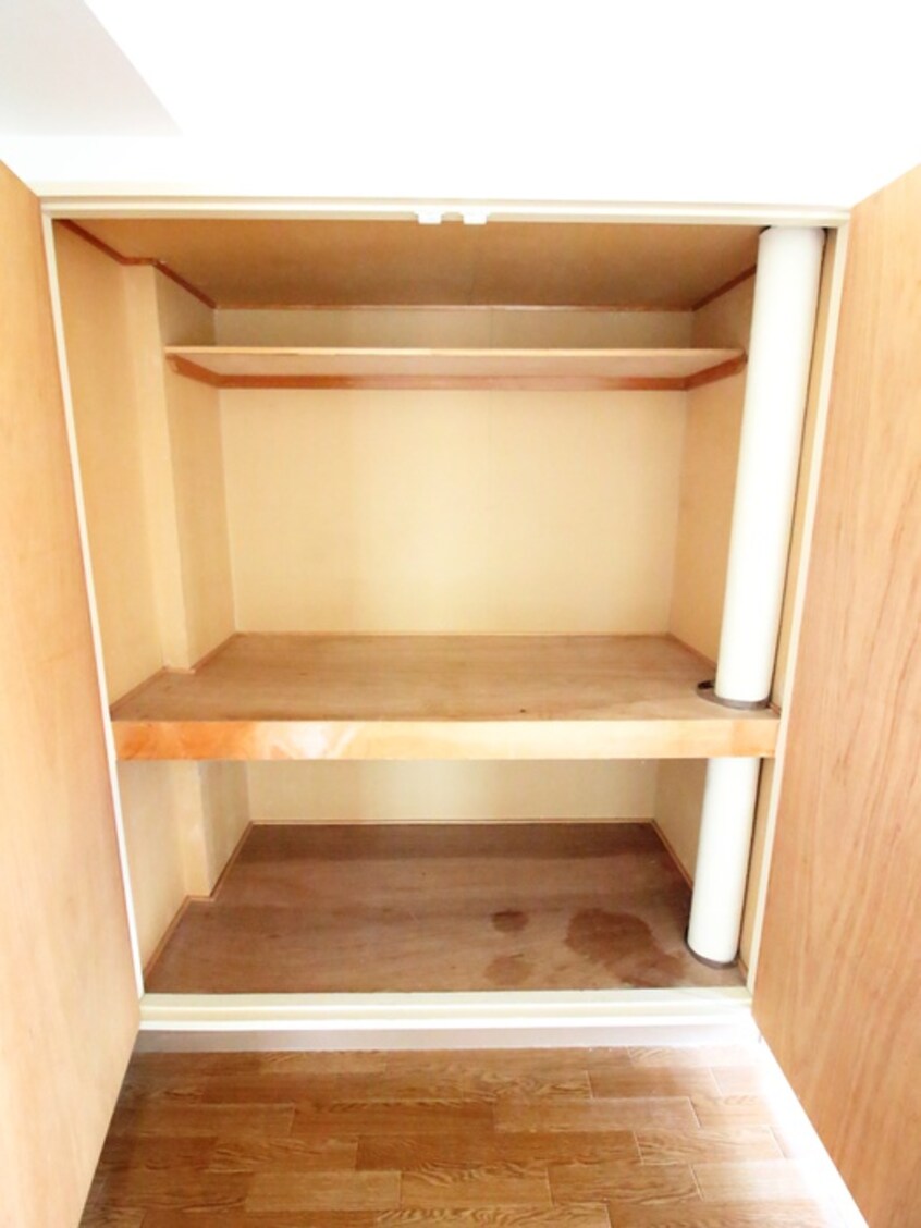 収納 シオン澄川