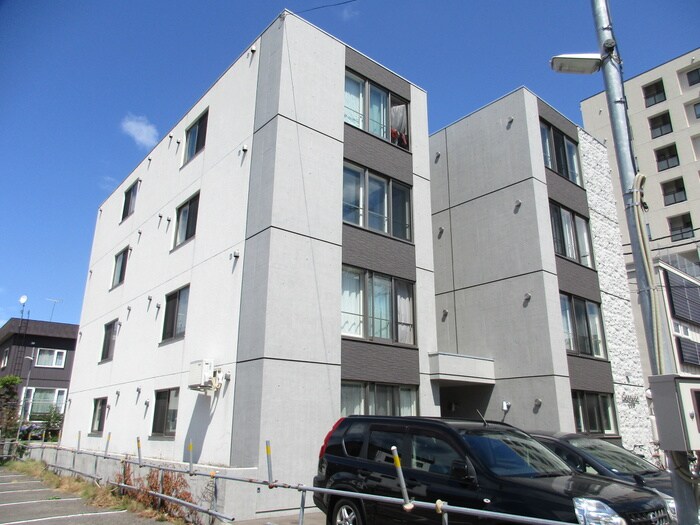 外観写真 カレラ北大前