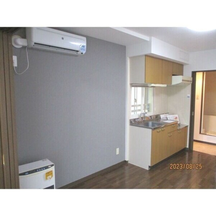 居室 North　West　IR