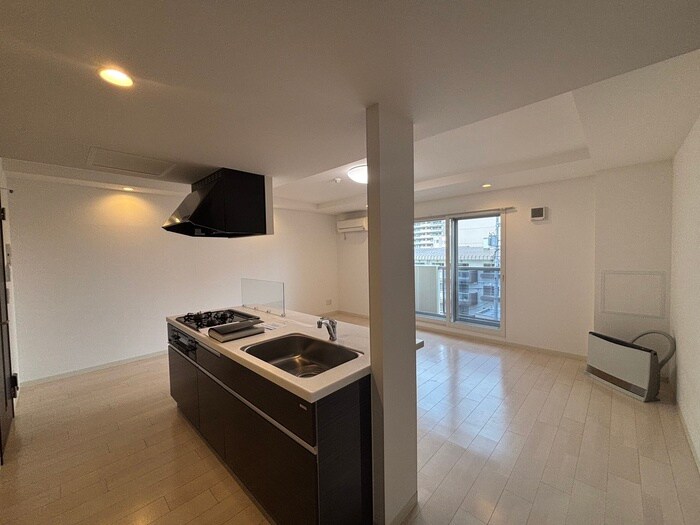 居室 ピオネロ伏見