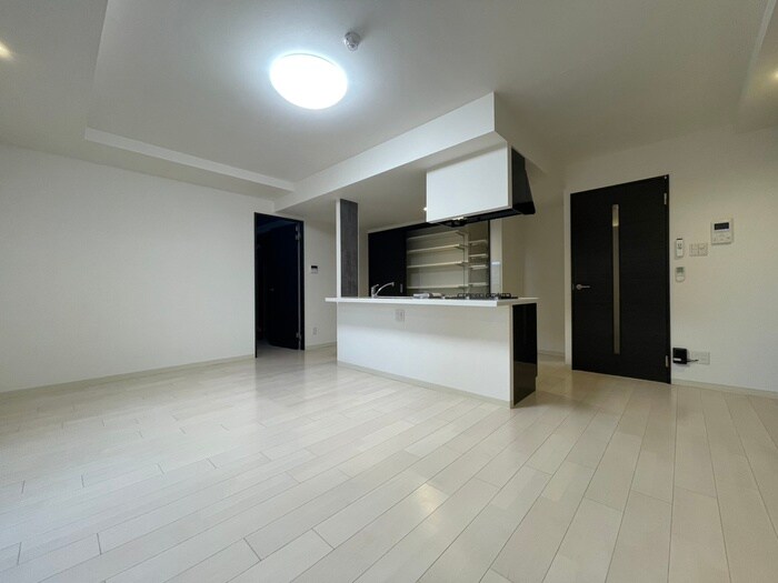 居室 ピオネロ伏見