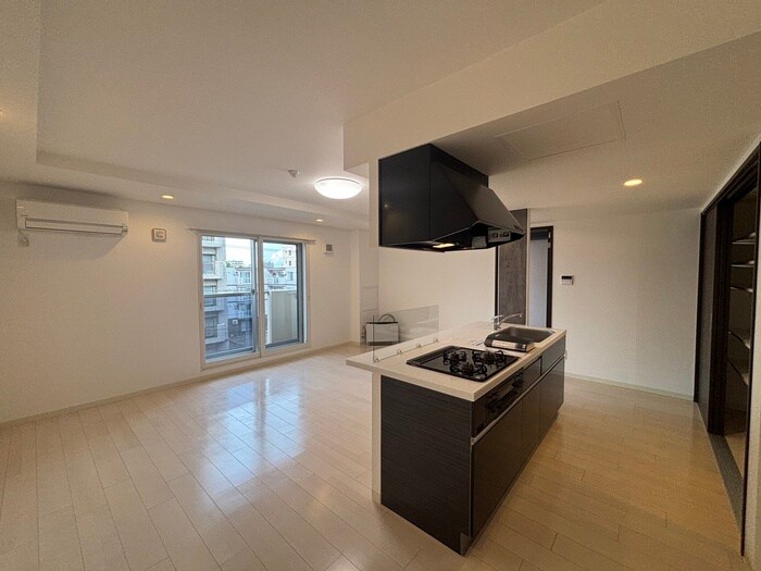 居室 ピオネロ伏見