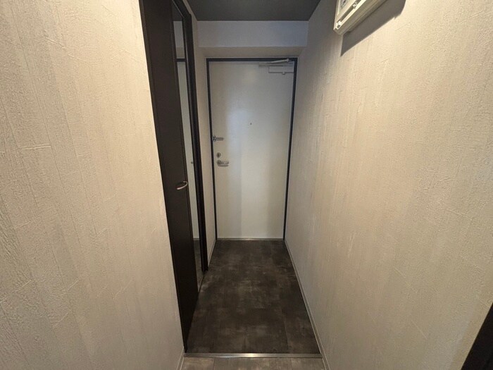 玄関 ピオネロ伏見