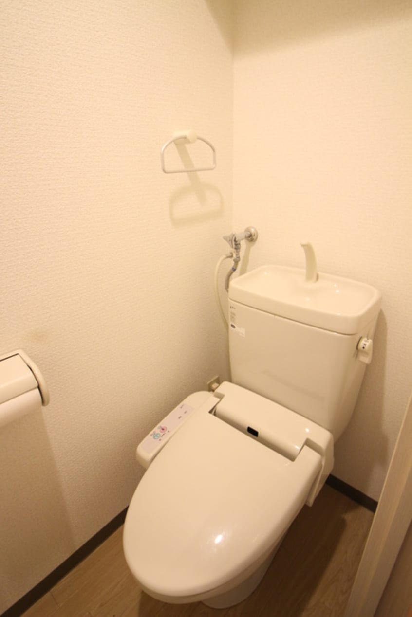 トイレ コスモ麻生