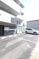 駐車場 Gloir平和通