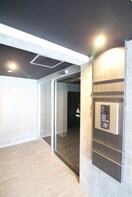 エントランス部分 Gloir平和通