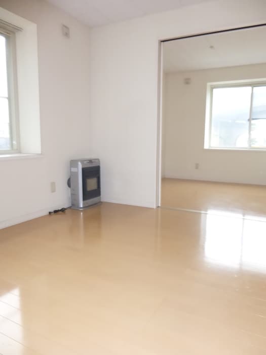 居室 ア－ルヒルズ