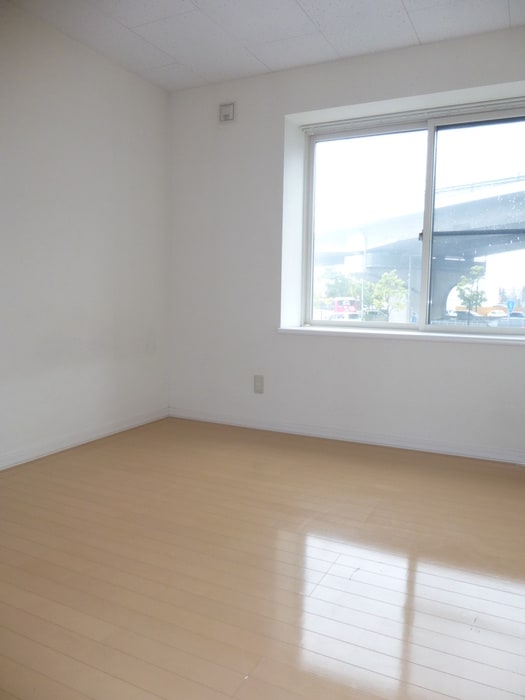 居室 ア－ルヒルズ