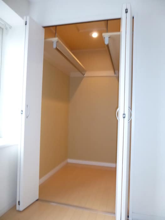 収納 ア－ルヒルズ