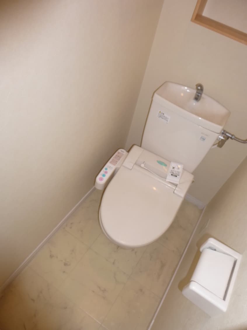 トイレ ア－ルヒルズ